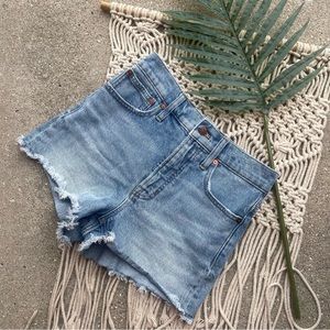 Madewell Jean Shorts Size 26 - The Perfect Jean Short